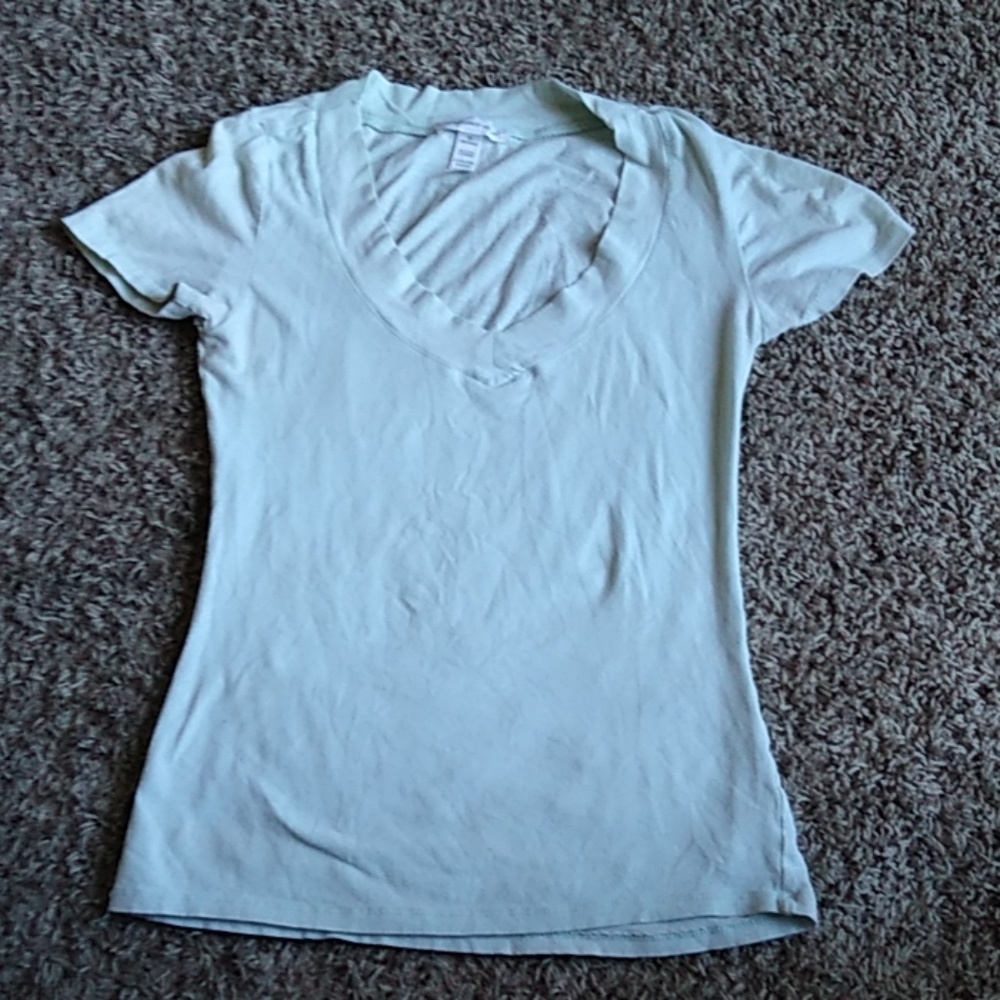 V neck t shirt mint